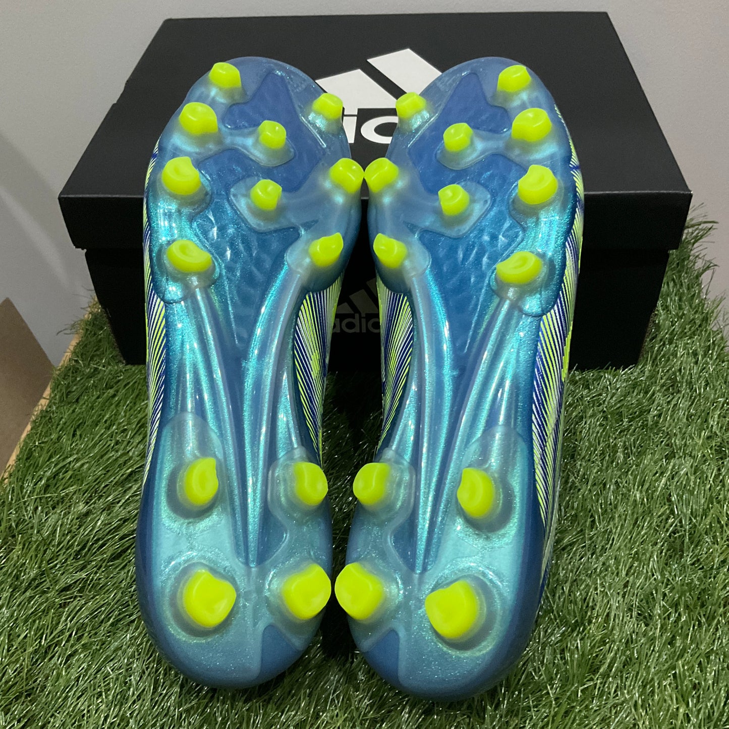 NEMEZIZ HG AG Adidas F23703 Nemesis