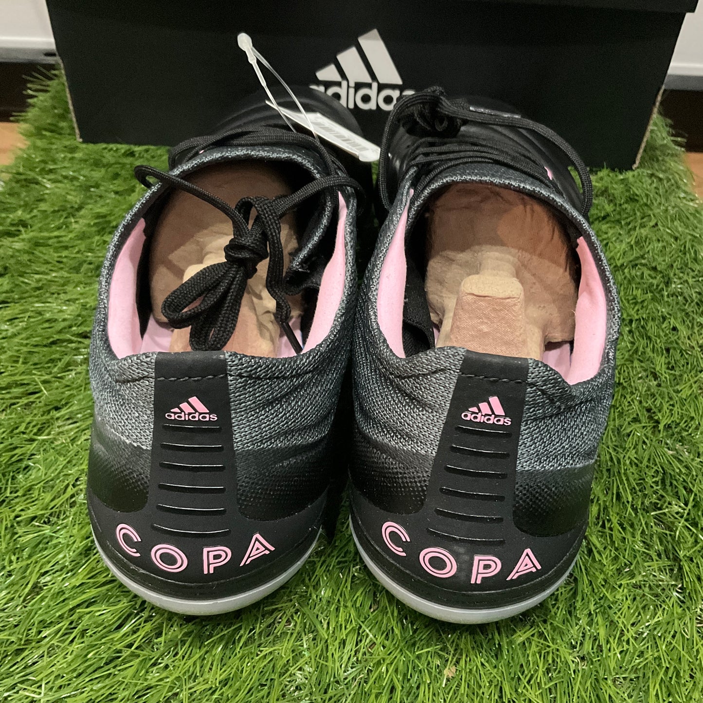 Not released in Japan COPA 19.1 FG Woman's F97641